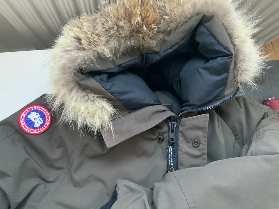 Vinterjakke, str. L, Canada Goose