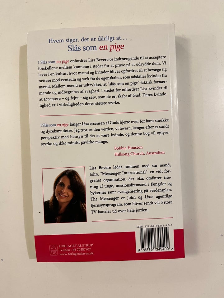 Slås som en pige, Lisa Bevere,