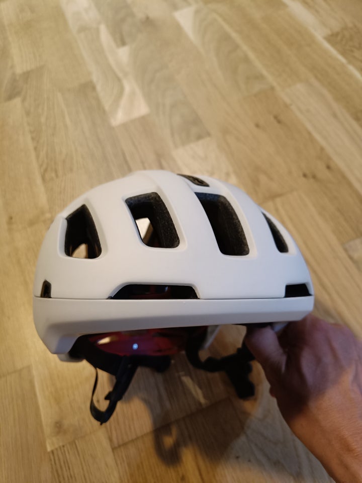 Cykelhjelm POC Axion Race MIPS