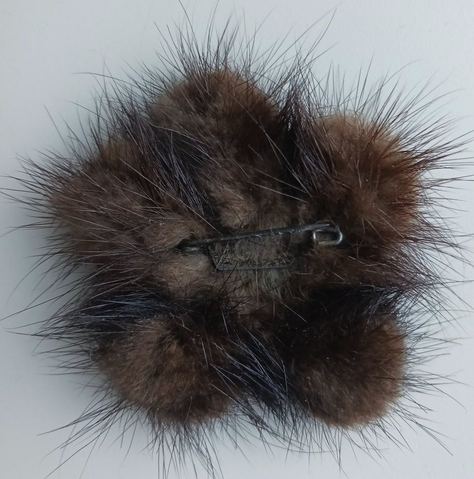 Broche andet materiale MiNK