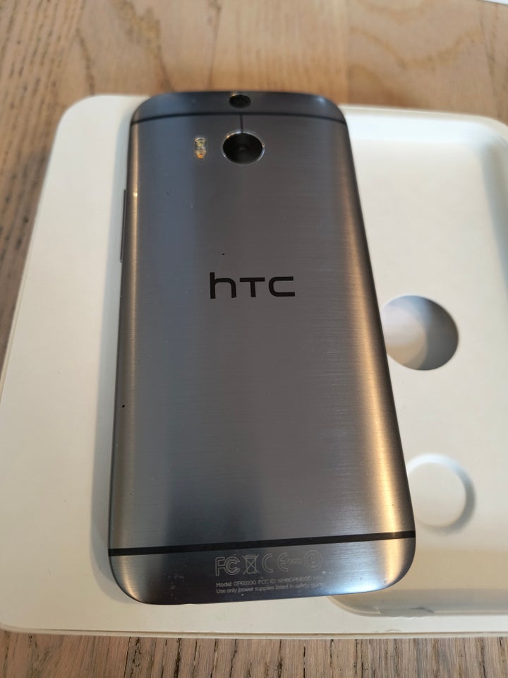 HTC One M8