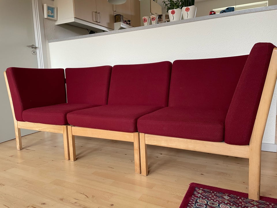 Hans J. Wegner, Sofa, mondul