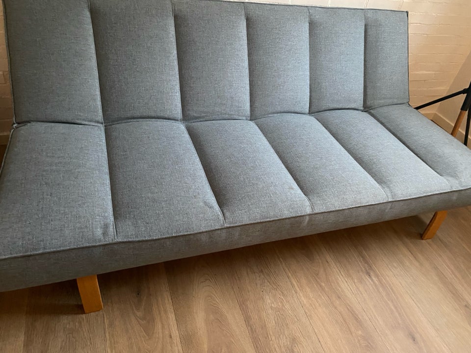 Sovesofa, b: 150 l: 200