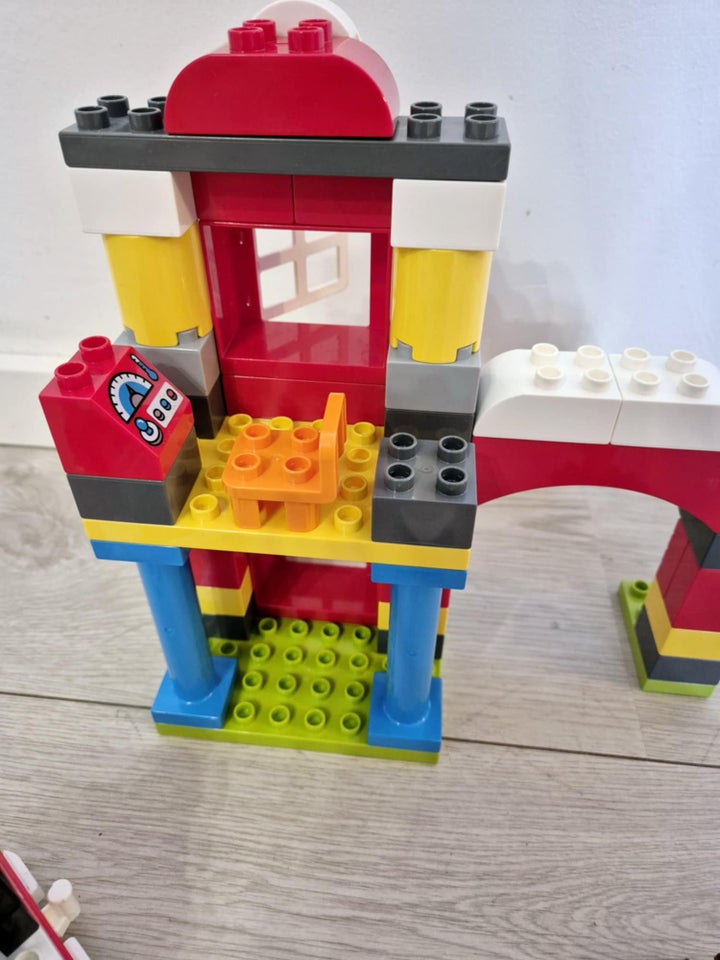 Lego Duplo, Brandstation sæt nr.