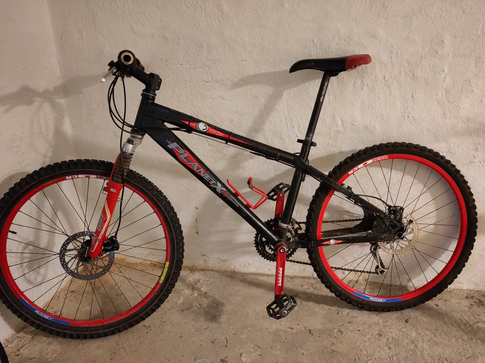 andet mærke Planet x 3, hardtail,