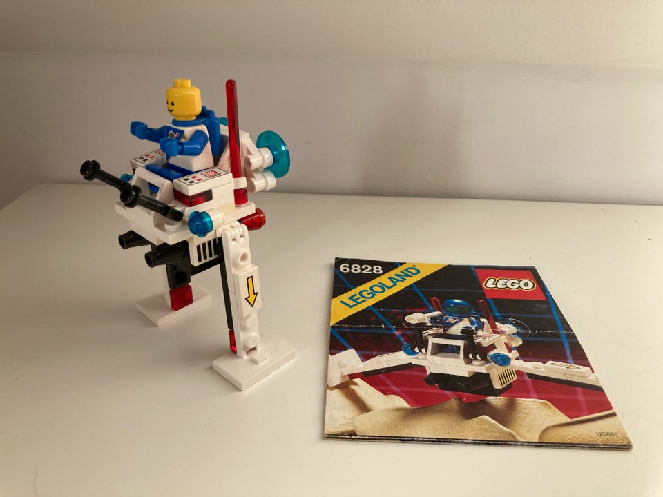 Lego Space, 6828