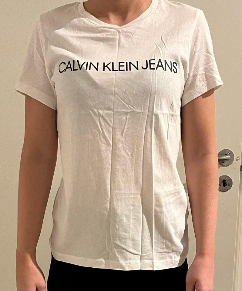 T-shirt, Calvin Klein , str. 36