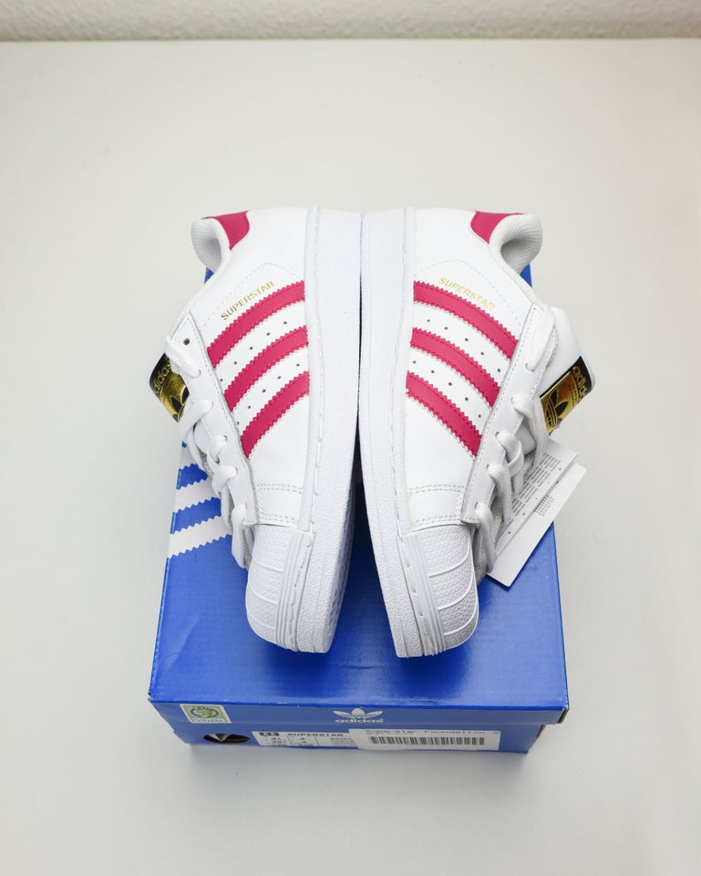 Sneakers, str. 35,5, Adidas