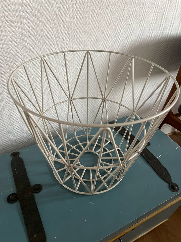 Wire basket fra Ferm Living  Ferm
