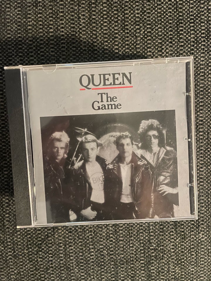 Queen mm: the Game mm rock