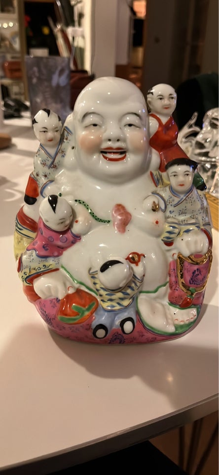 Porcelæn Buddha med børn