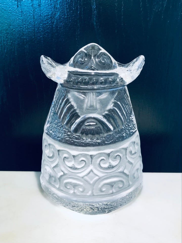 Glasfigur / Glasskulptur af viking