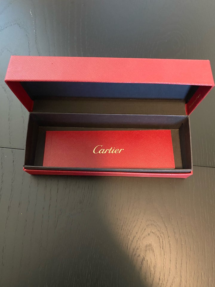 Andre samleobjekter, Cartier æske