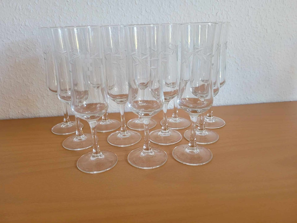 Glas, Champagnefløjter /