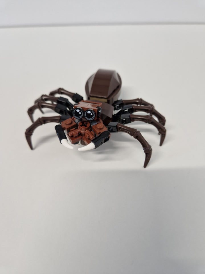 Lego Harry Potter, Aragog