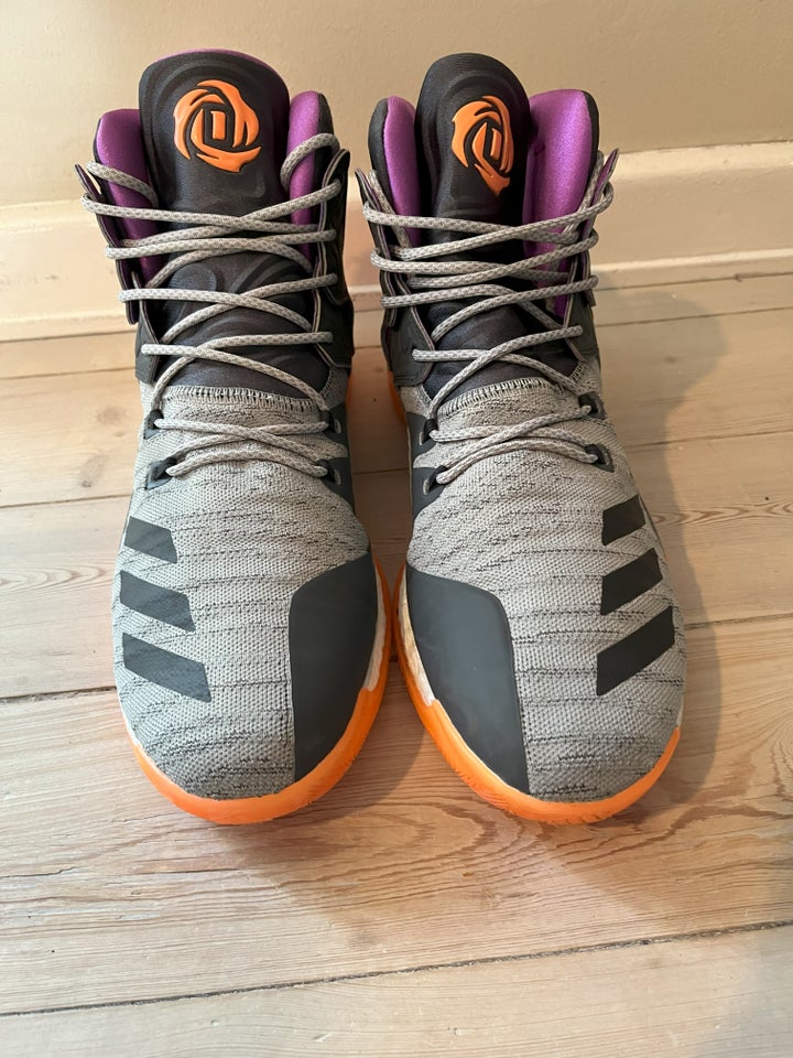 Basketstøvler Adidas Assassin