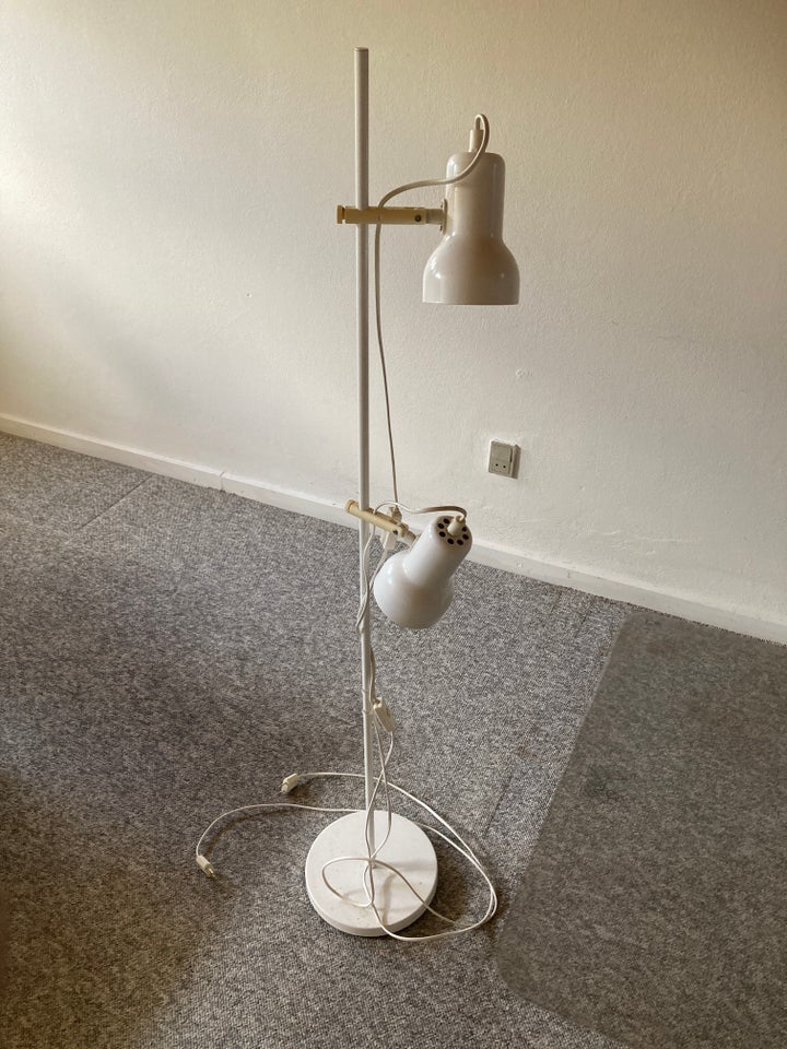 Standerlampe