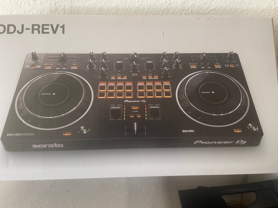 Andet Pioneer DDJ REV 1