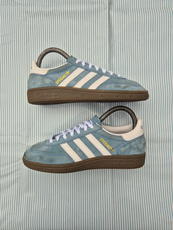 Sneakers, str. 36,5, Adidas