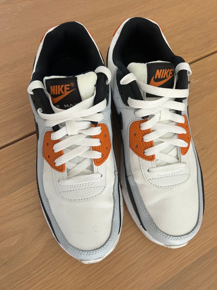 Sneakers, str. 39, Nike