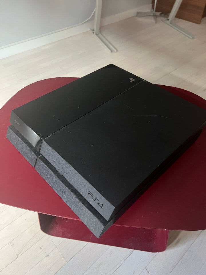 Playstation 4, 500 gb, God