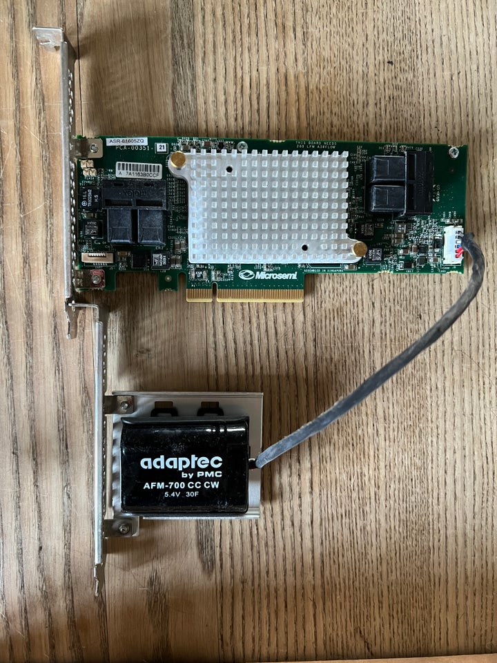 Adapter Adapter Adaptec