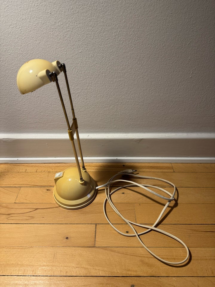 Skrivebordslampe