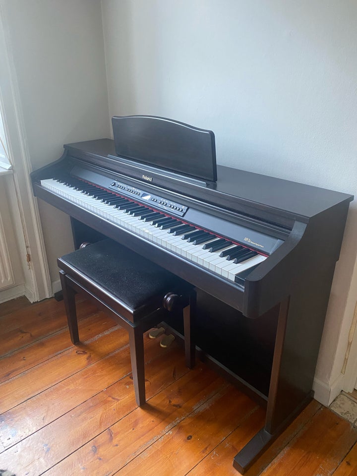 Piano, Roland, HP-2e Roland