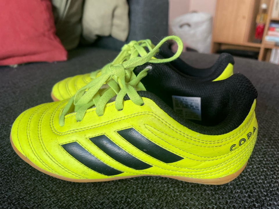 Sportssko str 30 Adidas