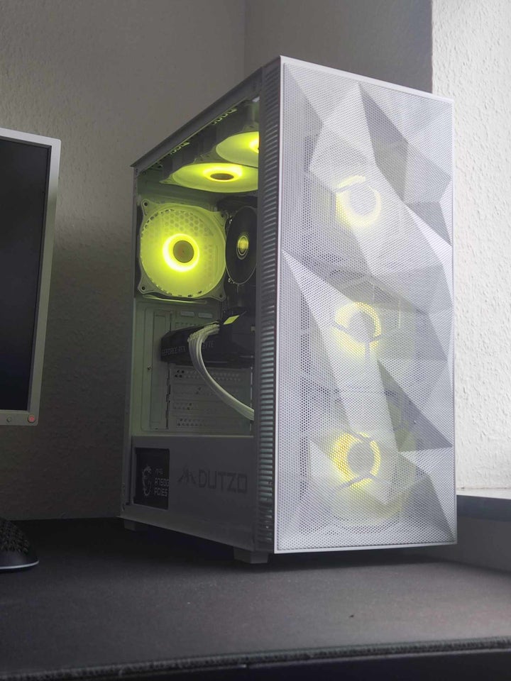 Selvbyg Clean Gaming PC i5 RTX  Har