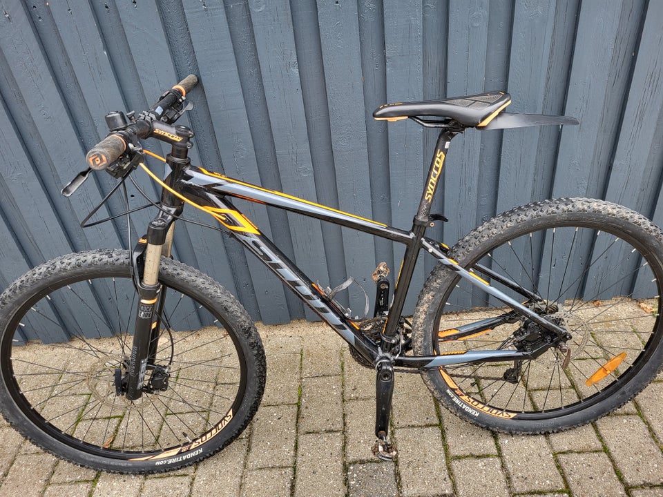 Scott Aspect 710, anden