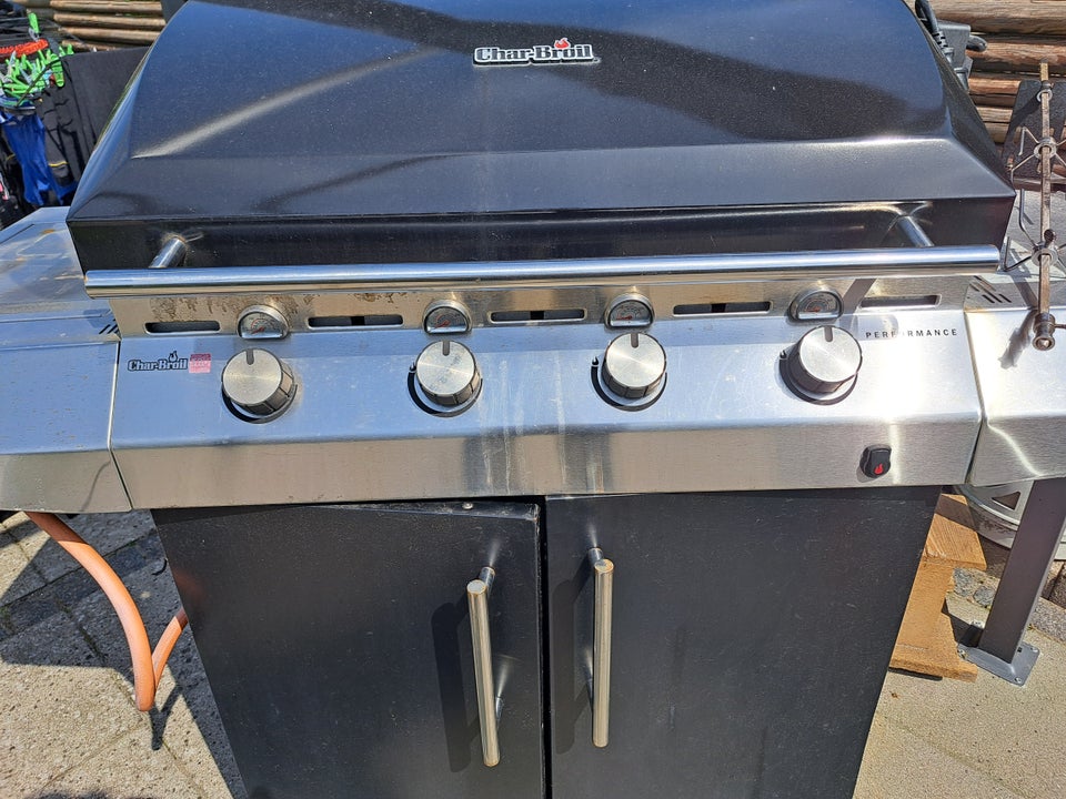 Gasgrill Charbroil performance