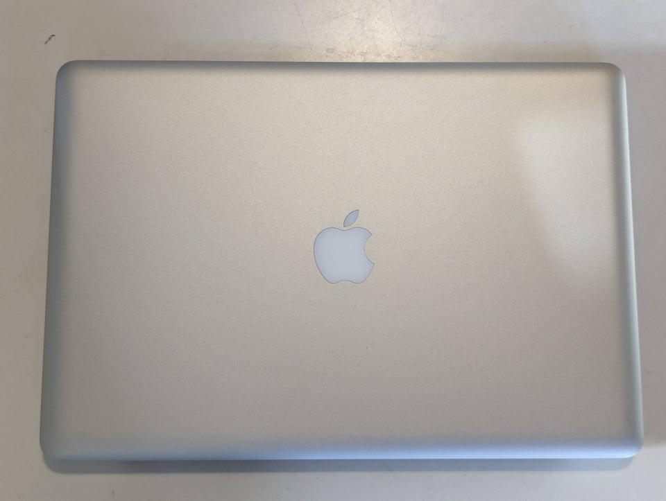 MacBook Pro 15" Intel Core i7 22