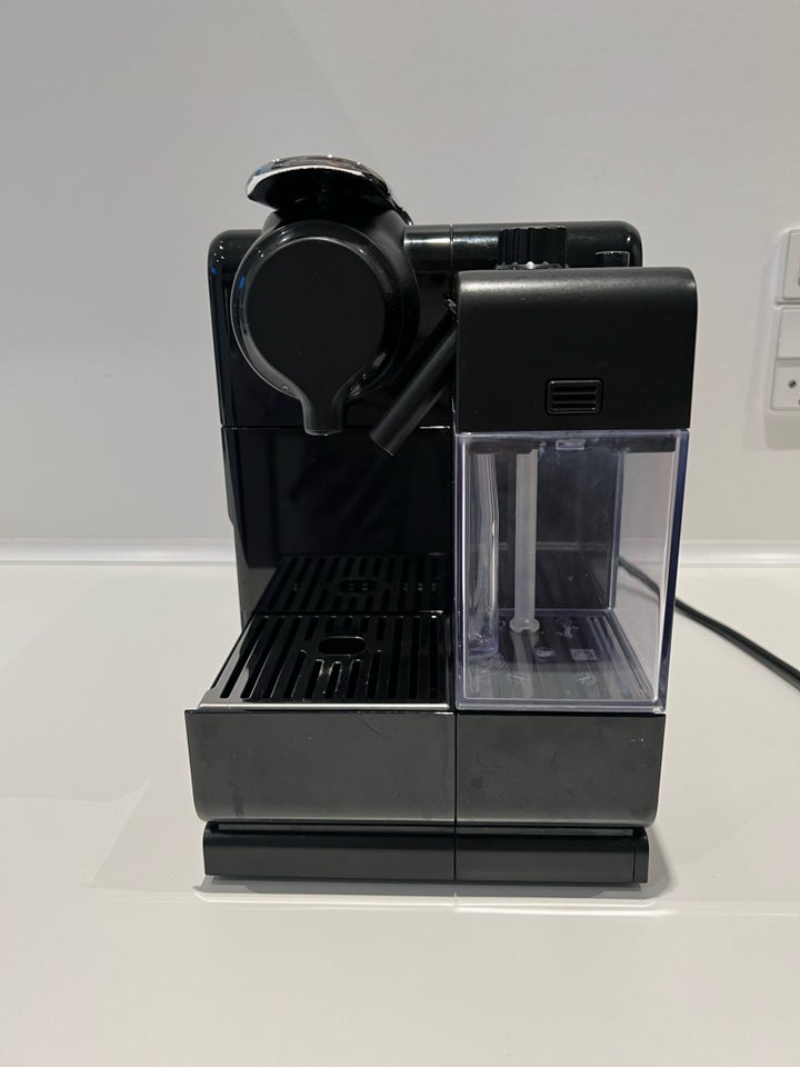 DeLonhgi Nespresso maskine ,