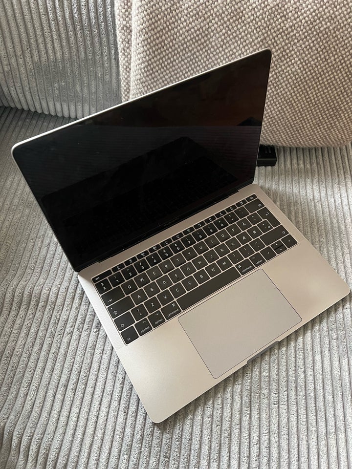 MacBook Pro 2017 23 GHz