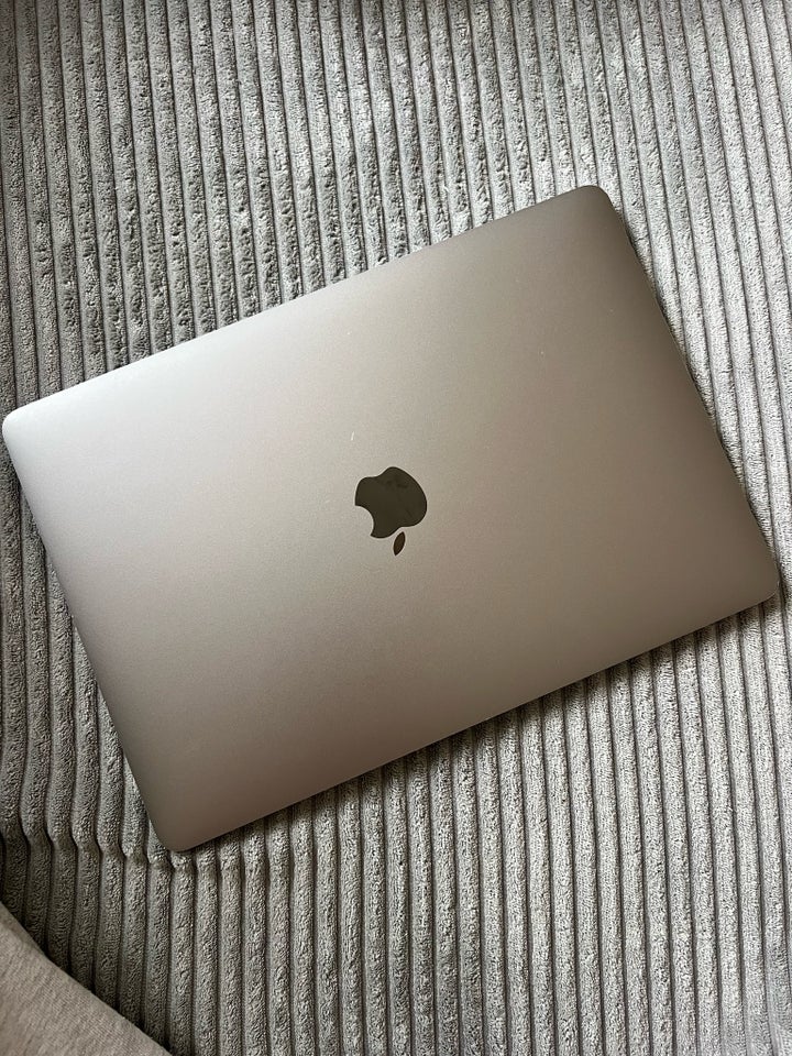 MacBook Pro 2017 23 GHz