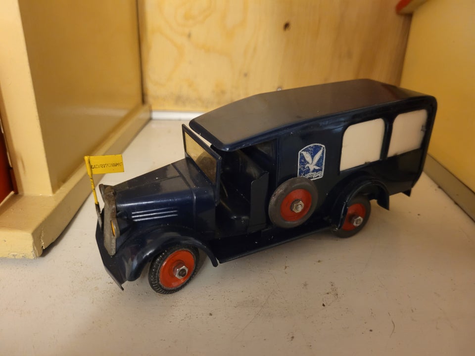 Modelbil, Tekno Ambulance