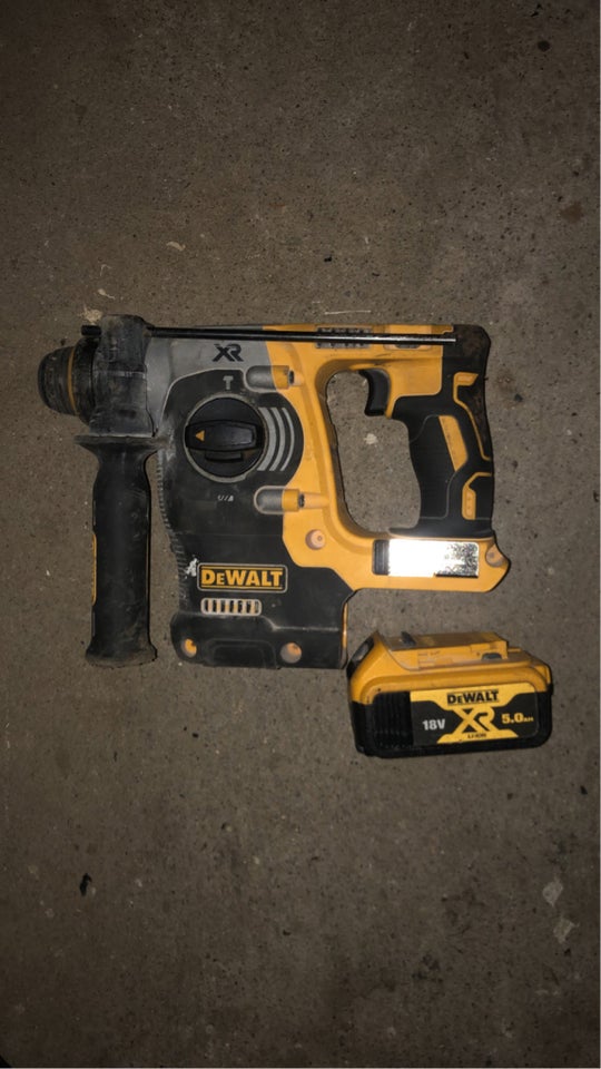 Borehammer, DeWalt