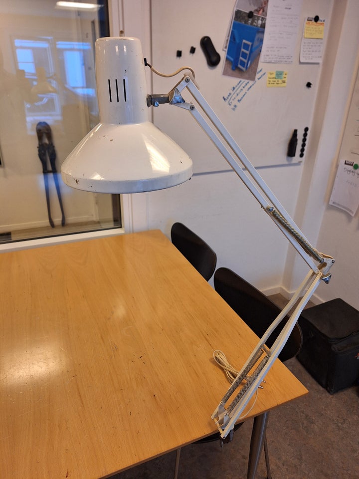 Skrivebordslampe Ledu type 2312