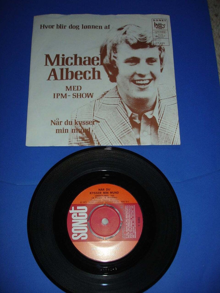 Single, Michael Albech Med