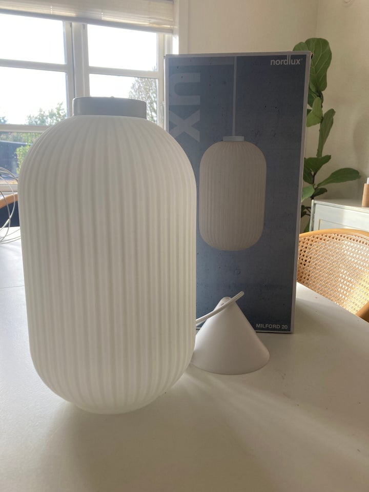 Anden loftslampe, Nordlux Milford