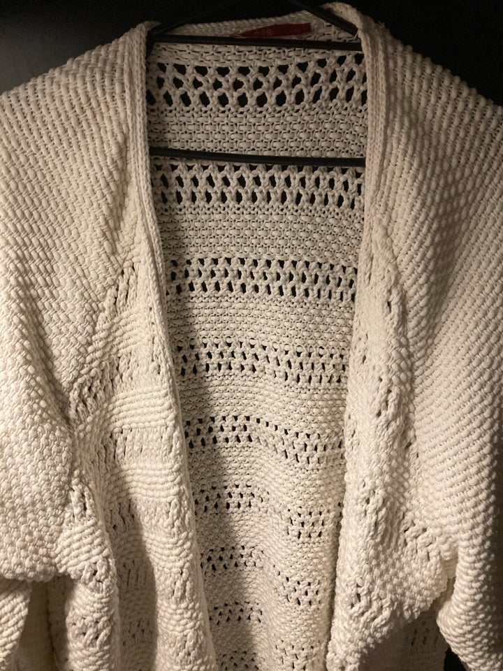 Cardigan, Esprit, str. 42