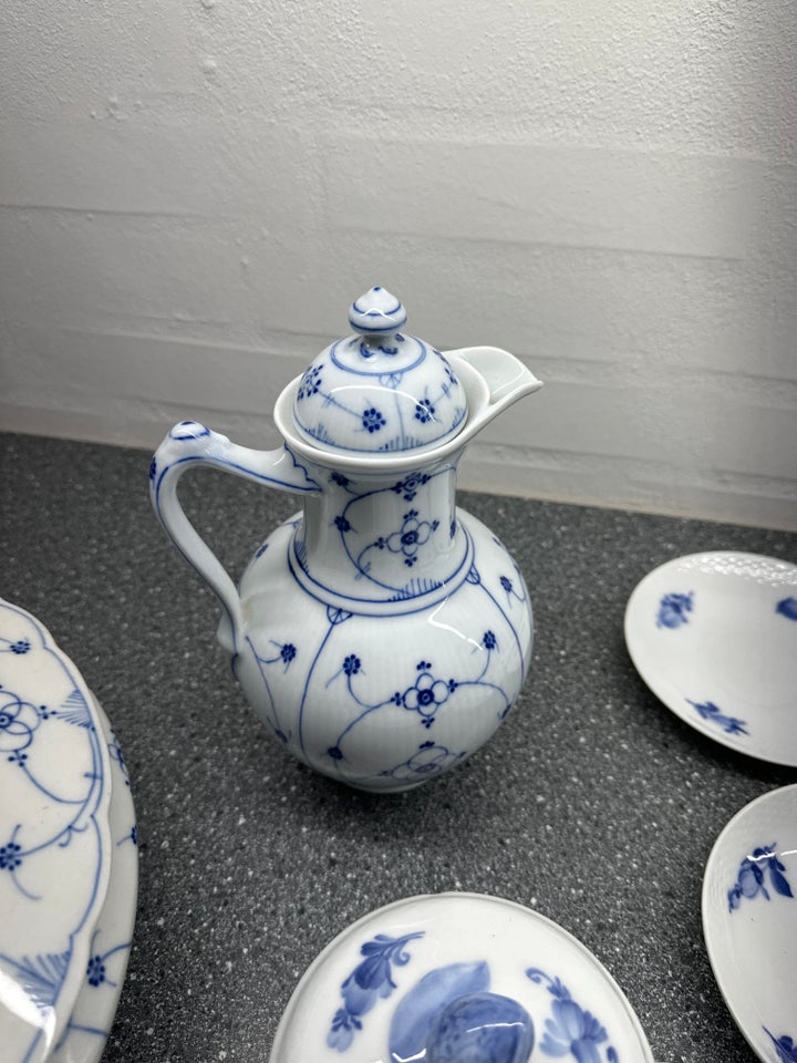 Porcelæn, Blå blomst, Royal