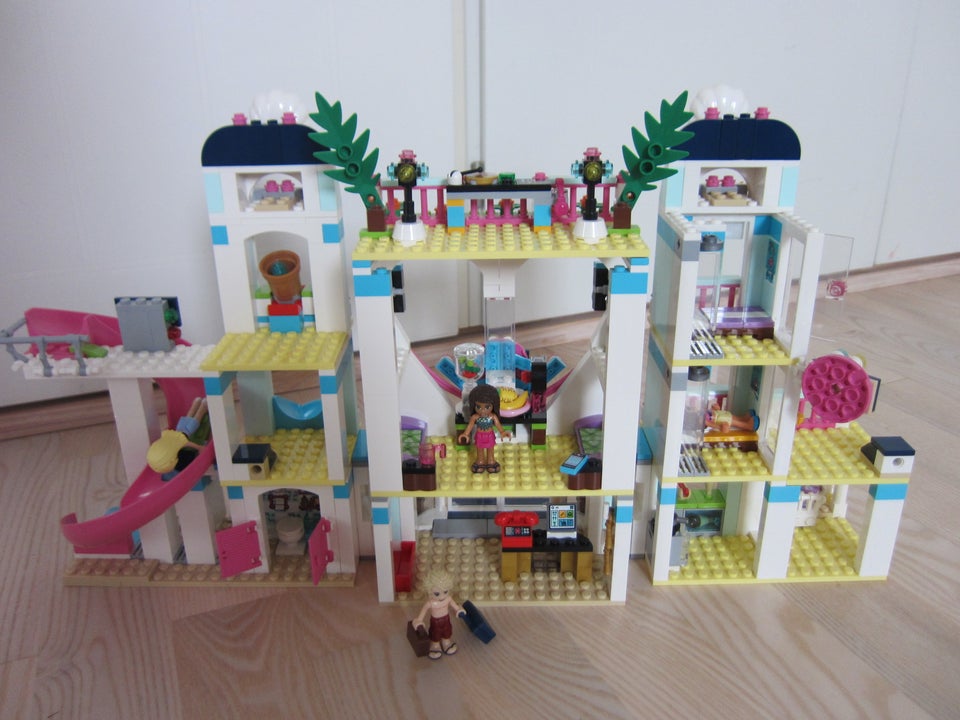 Lego Friends Hotel og café