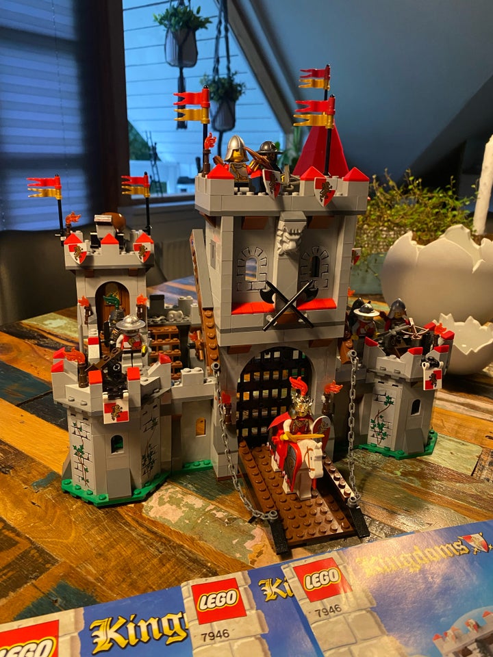 Lego Kingdoms, 7946