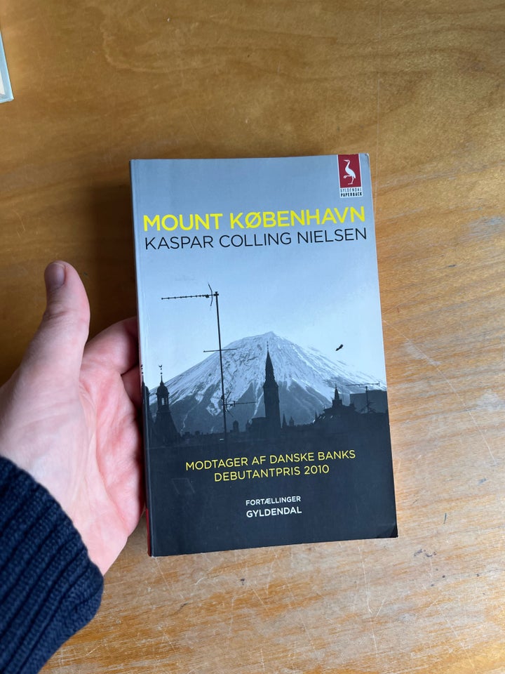 Mount København , Kasper Collins