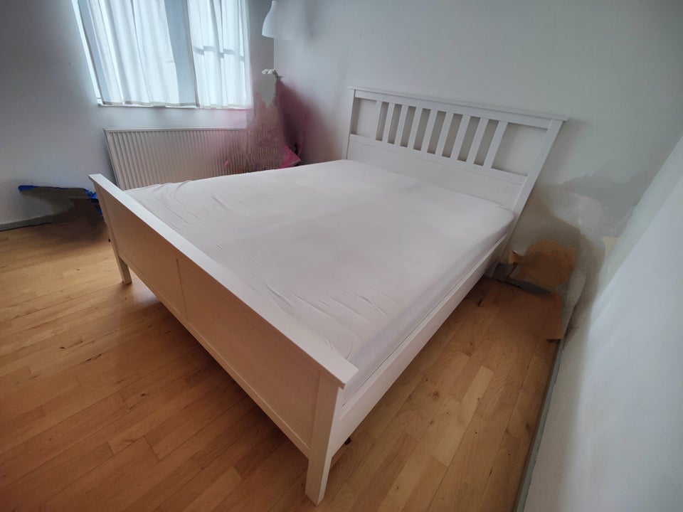 Sengeramme, Hemnes, b: 174 l: 211 h: