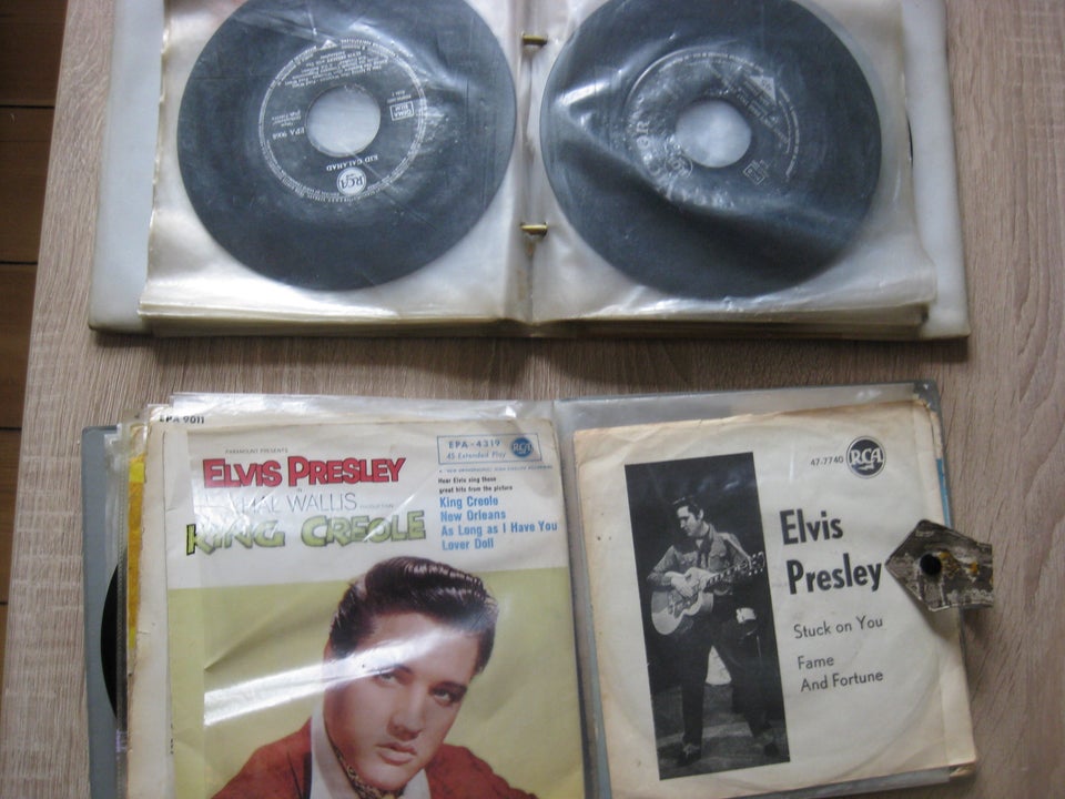 Single, Elvis Presley