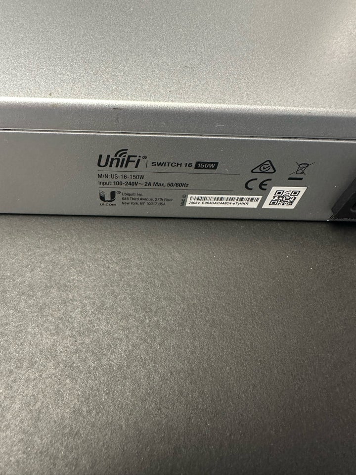 Switch, Ubiquiti, God