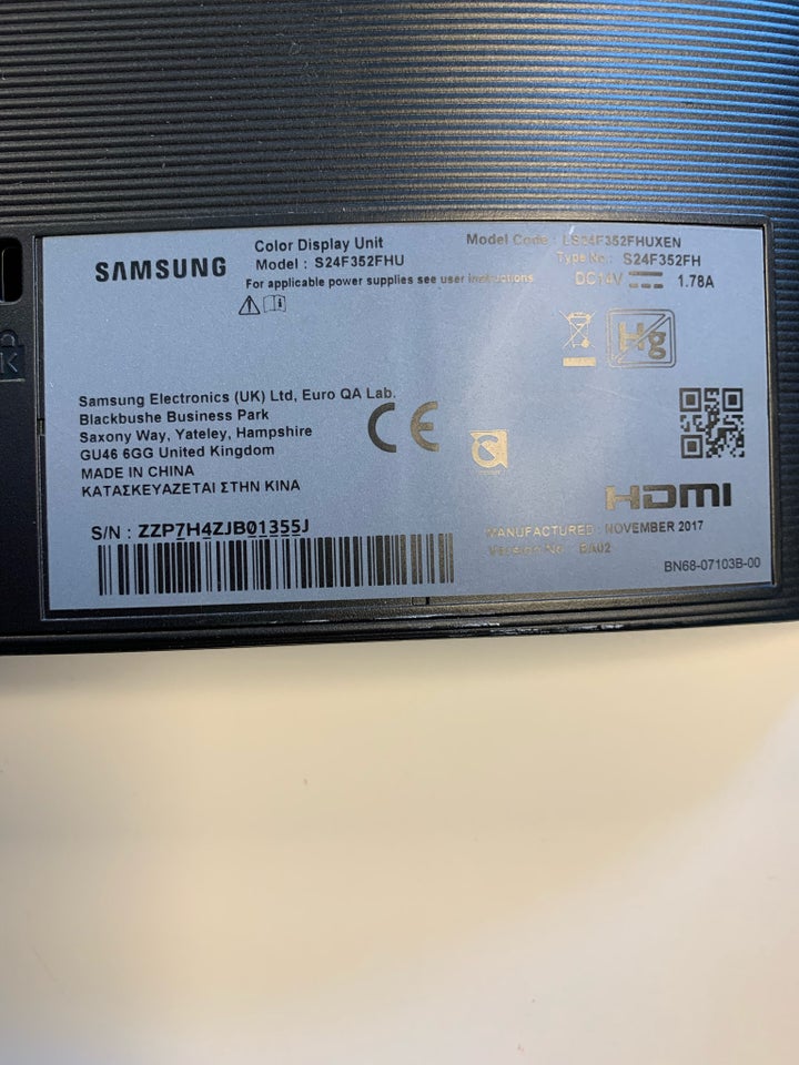 Samsung fladskærm S24F352FHU